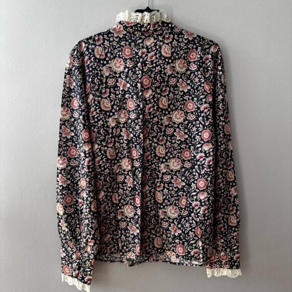 Balzac Paris Floral Blouse with Lace Trim - Picture 4 of 7